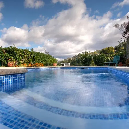 Casa Velha Holiday home Paradamonte