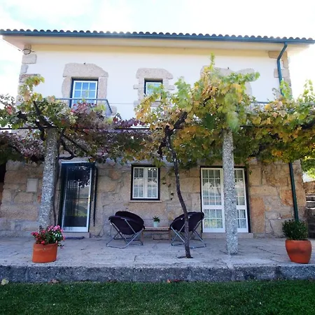 Hébergement de vacances Casa Velha *